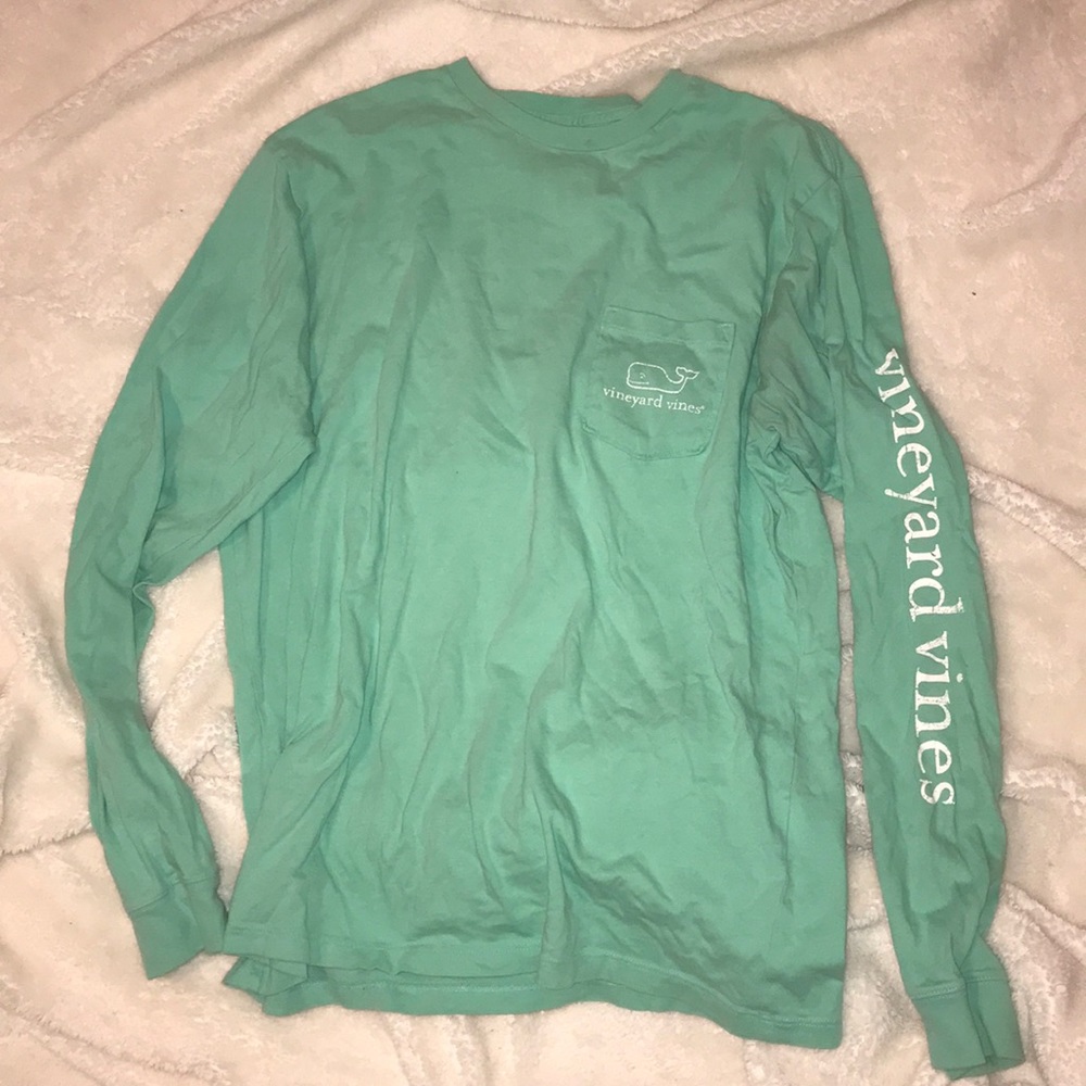 Sea foam green Vineyard Vines long-sleeve